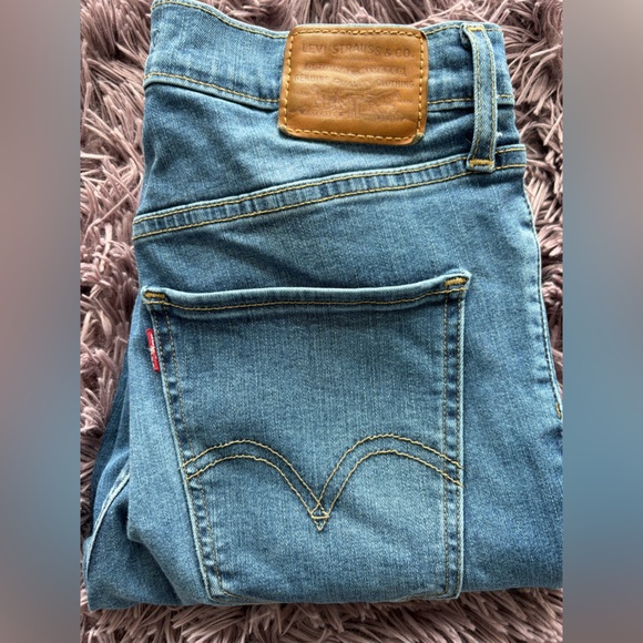 Levi’s Mile High Super Skinny - great condition!! - Picture 3 of 4
